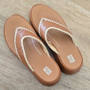 FitFlop Brown Leather Thong Sandals with Cream Trim
